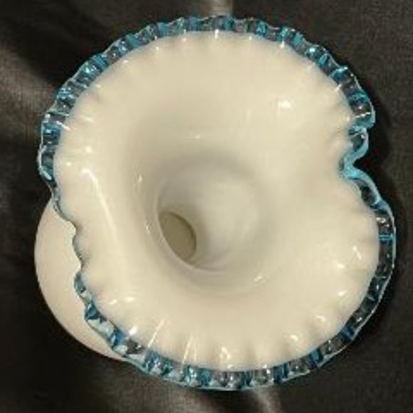 AQUA CREST MILK GLASS JACK IN PULPIT RUFFLE RIM VASE (VINTAGE FENTON PRE-LOGO ?) - Picture 9 of 16